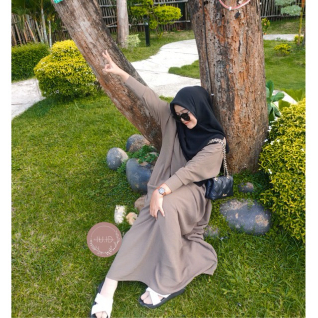 ABAYA BATWING / ABAYA TURKI / GAMIS ABAYA / ABAYA HITAM / KAYLA BATWING ABAYA / ABAYA HITAM MEWAH EL