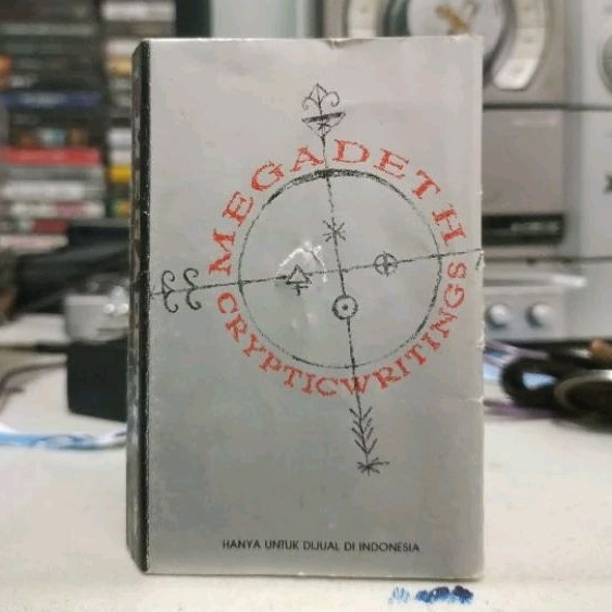 Kaset Megadeth - Cryptic writings