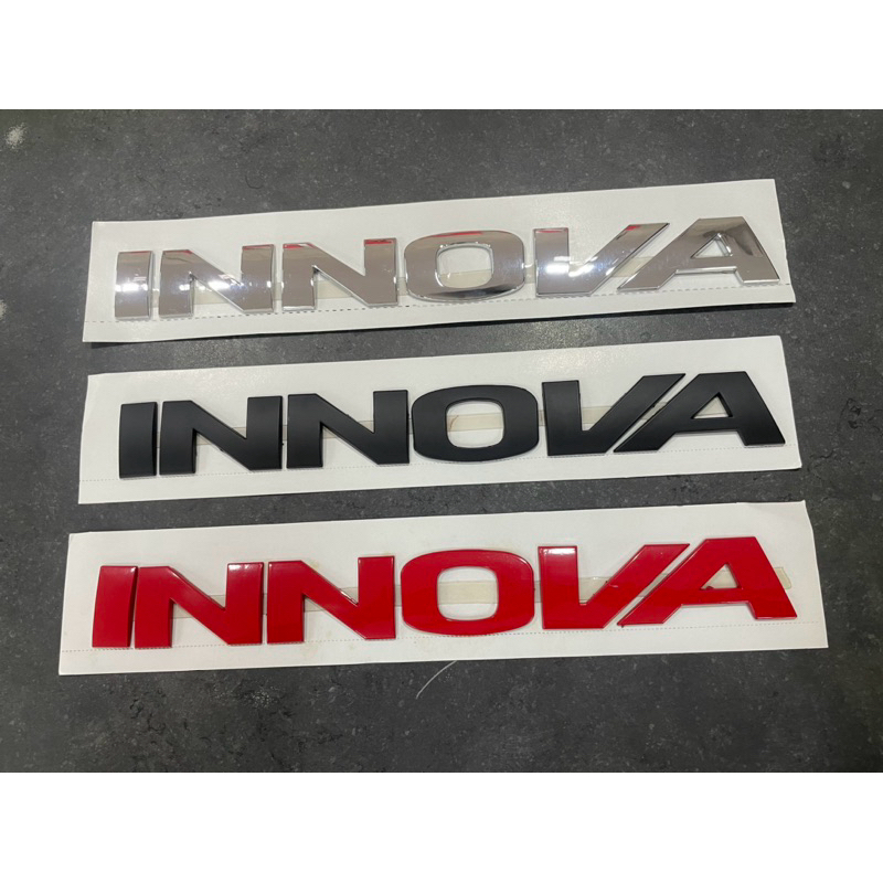 EMBLEM KAP MESIN MOBIL TOYOTA KIJANG INNOVA