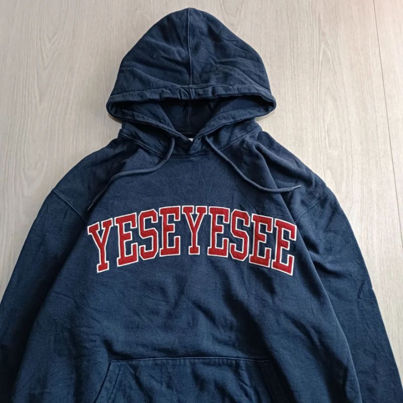 YESEYESEE HOODIE NAVY OVERSIZE