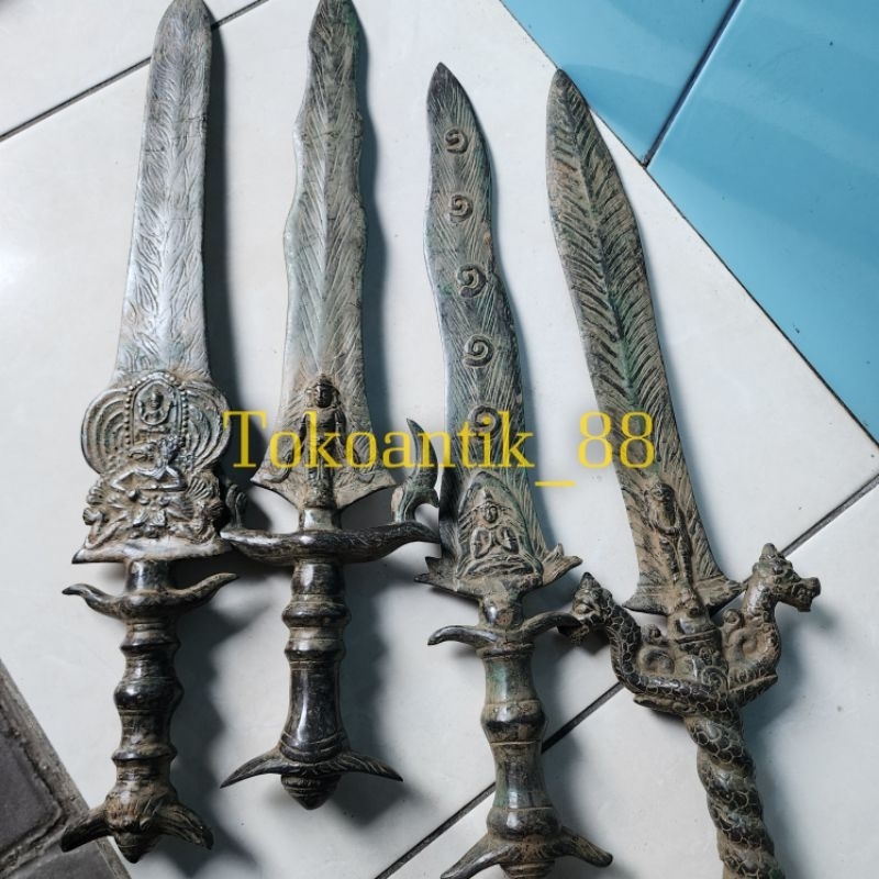 Patung Kadga Maja Pahit Perunggu Hitam Kode js83