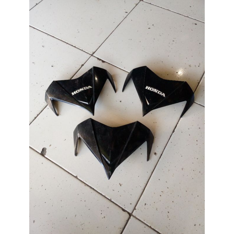 visor batok lampu depan Supra X 125 batman bekas original
