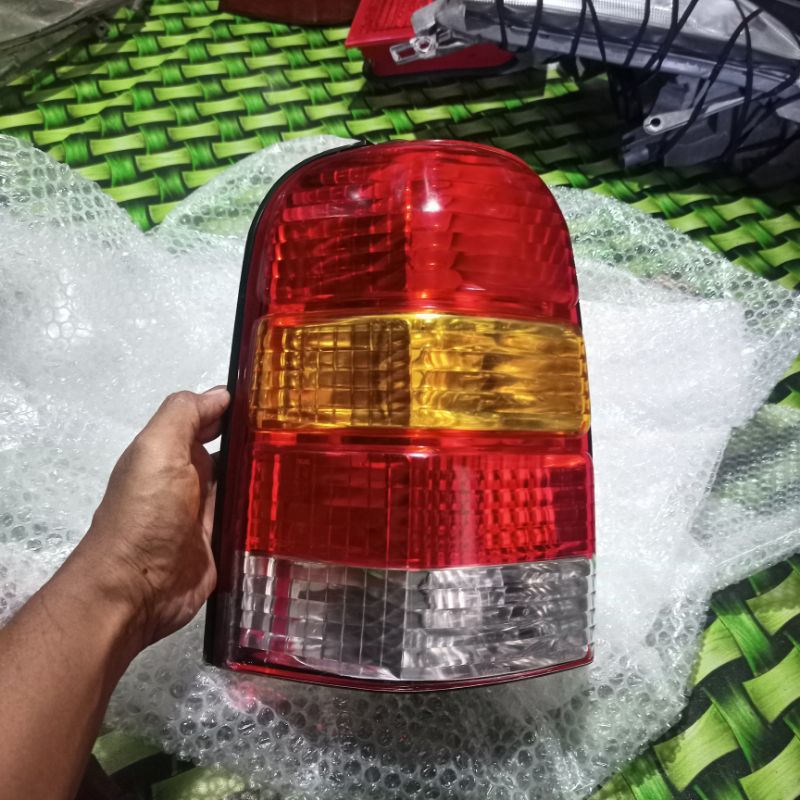 stop lamp ford escape thn 2003/2007 original