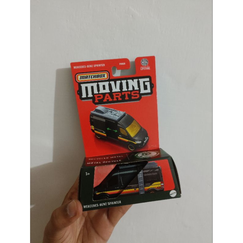 Matchbox Moving Parts Mercedes Benz Sprinter