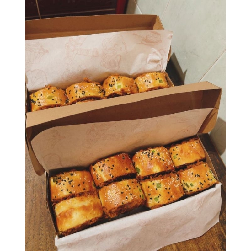 

ROTI ABON GULUNG ORIGINAL 8PCS PO 2 HARI