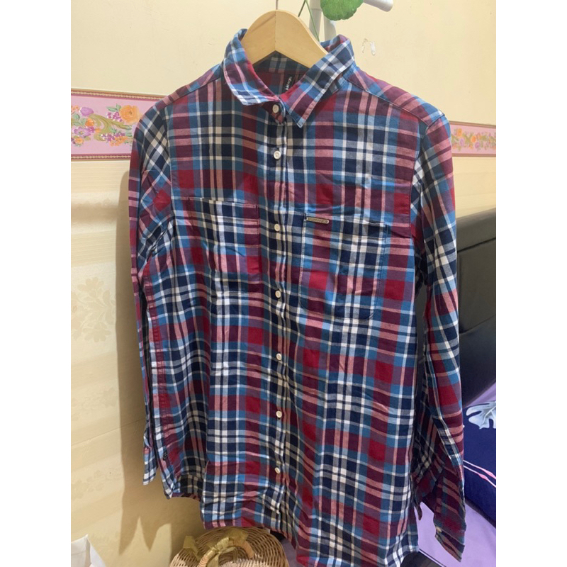 Preloved Kemeja Wanita Juice Ematic