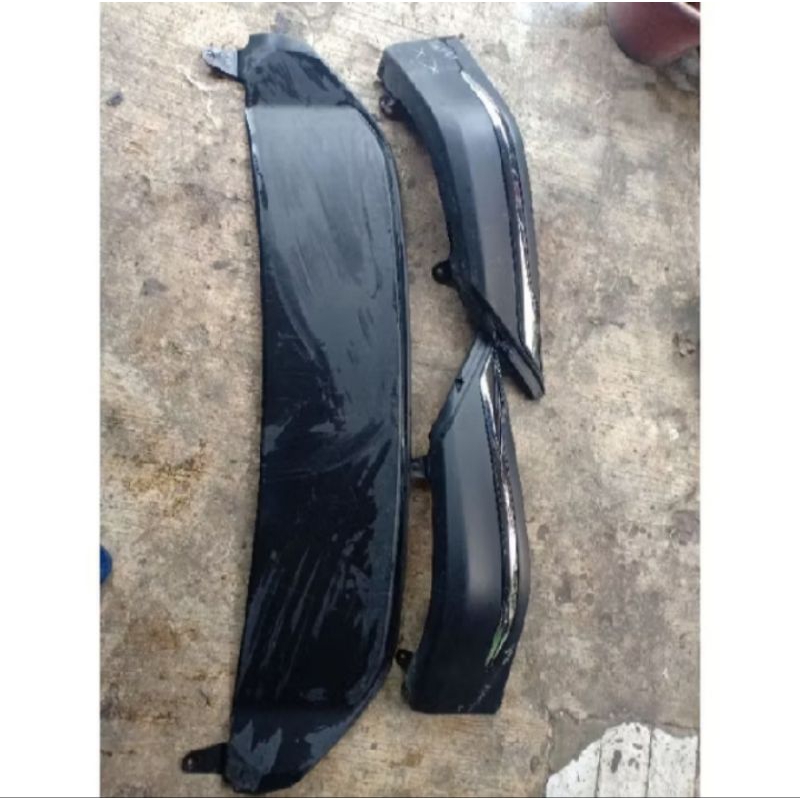 bodykit depan innova venturer 2016/2020