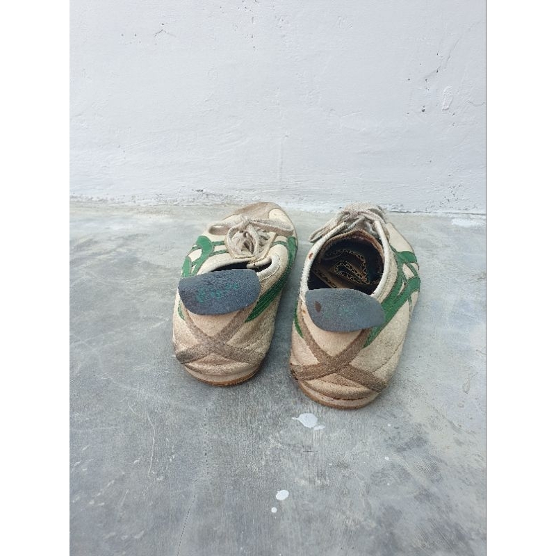 sepatu onitsuka tiger original size 45 kondisi sesuai di foto