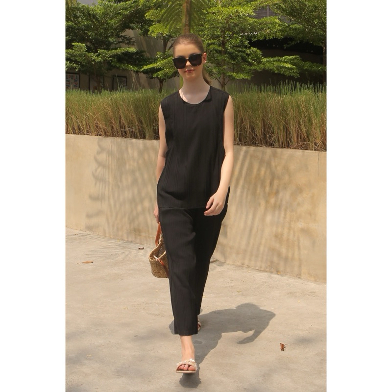 Preloved - D’amora Jenna (One Set)