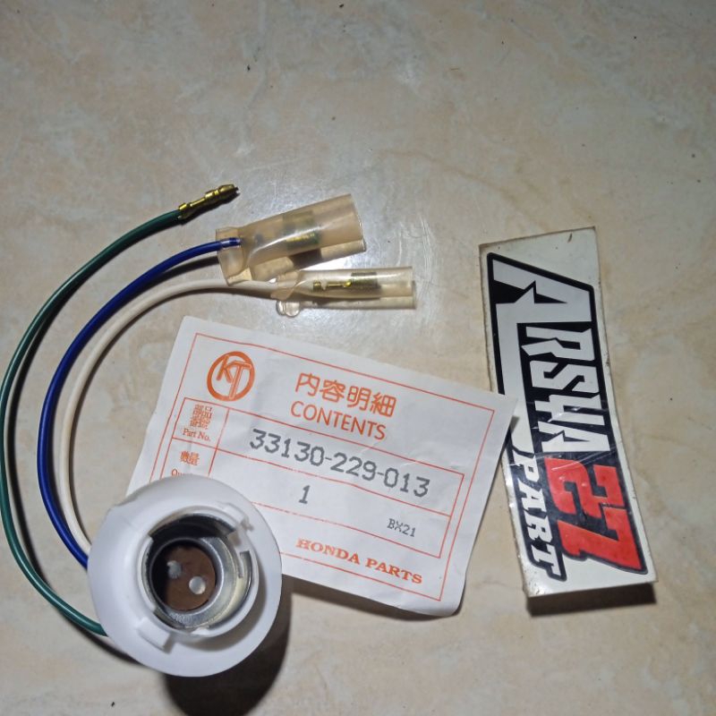 fitting socket soket lampu depan headlamp reflektor honda S90Z CB100 CB125 CB125S CL100 CD90 S110 be
