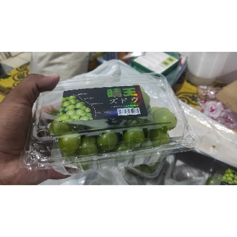 

Anggur hijau