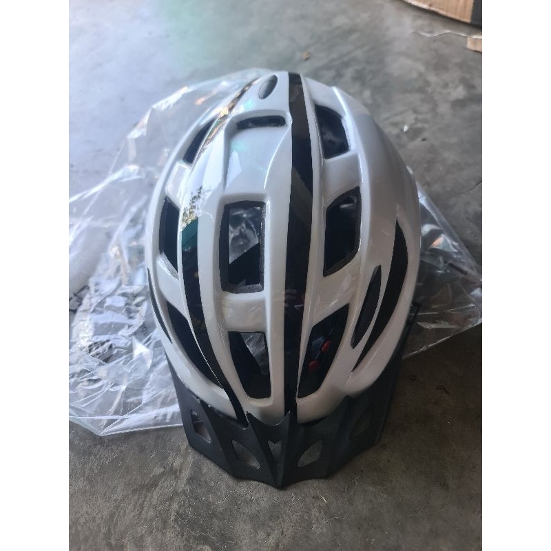 helm sepeda dewasa merek syte / pacific