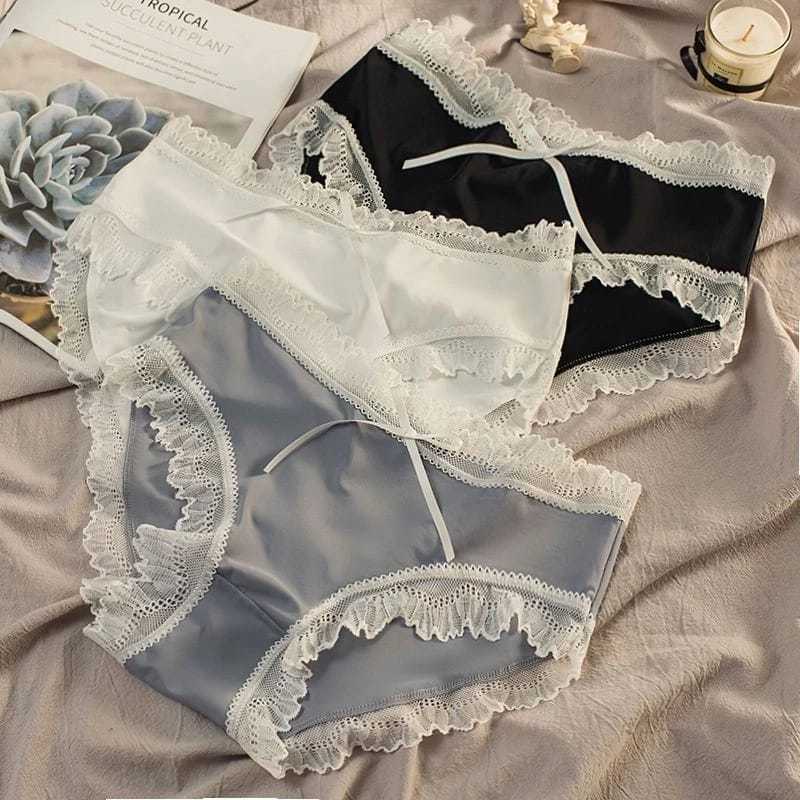 Celana Dalam Cewek Remaja Motif Pita Renda Sexy Mid Waist CD SEAMLESS CD39
