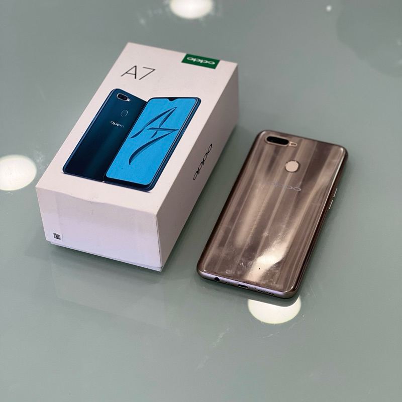 Oppo A7 4/64 GB Fullset second Mulus