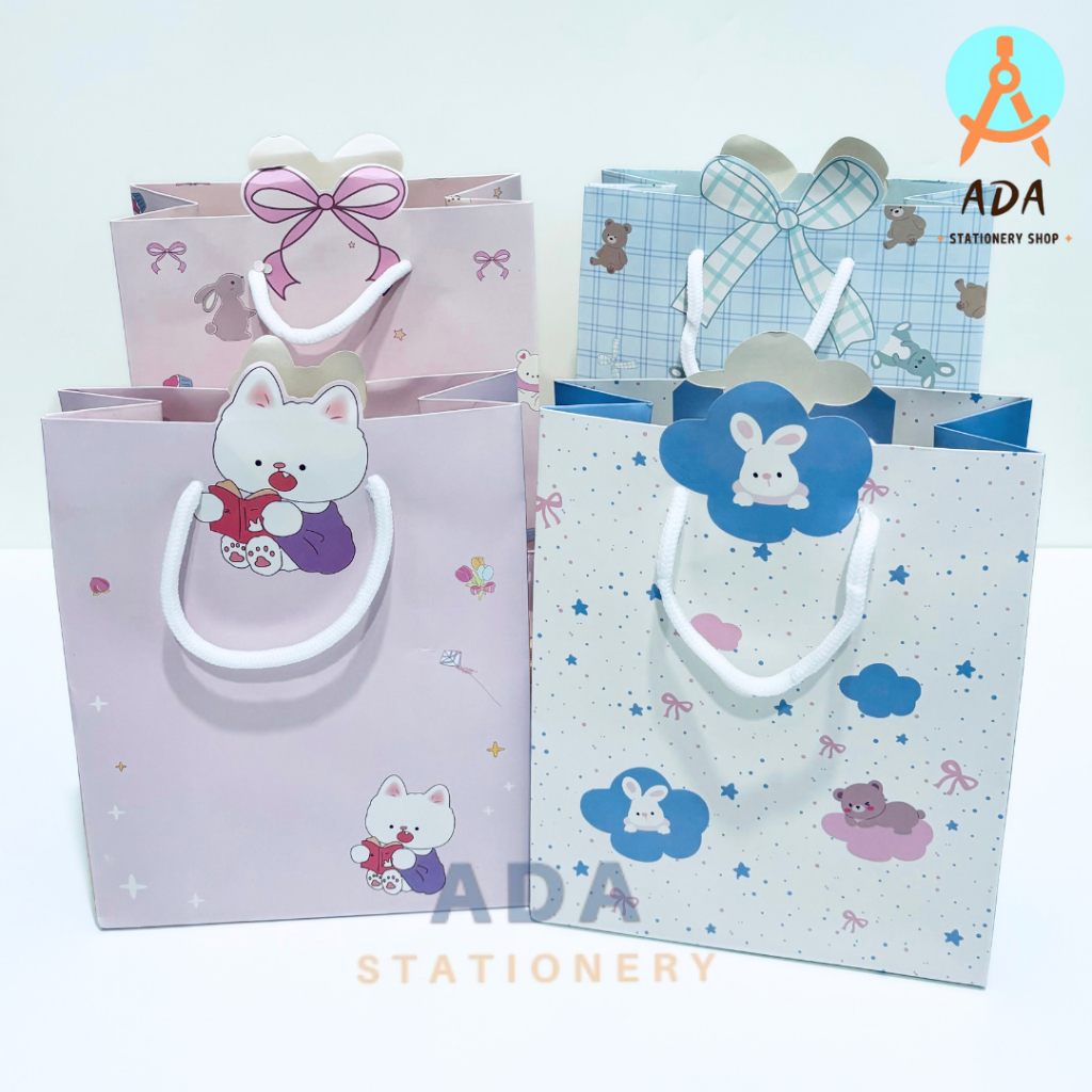 

(1 pc) size M /PAPER BAG VERTIKAL POND / TAS KADO/ GOODIE BAG /SIZE M