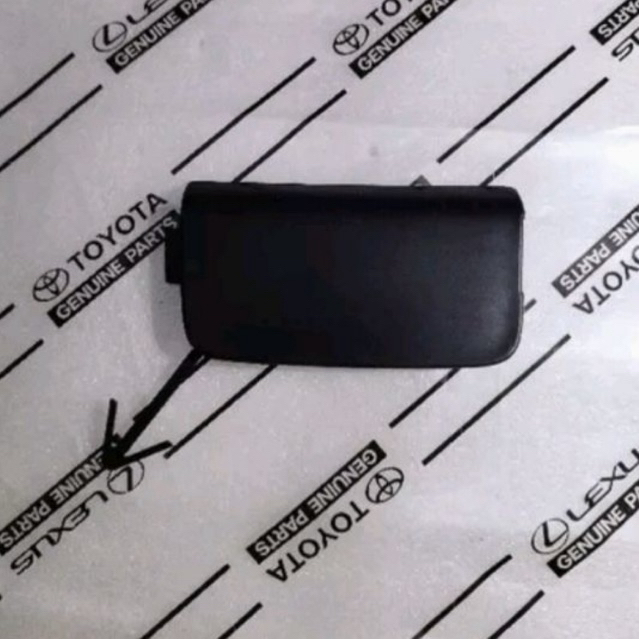 Tutup towing bodykit avanza tipe s original