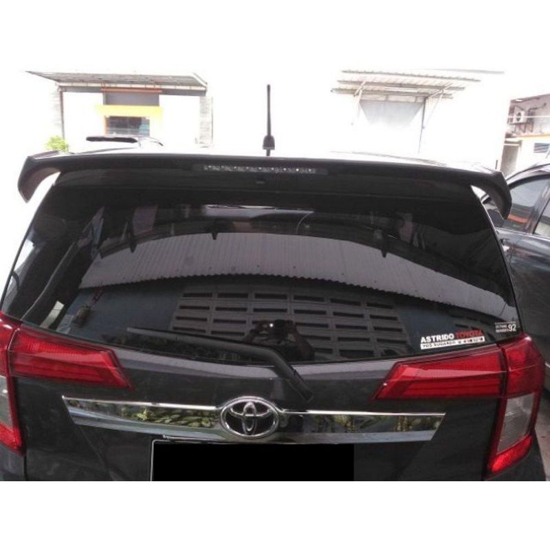 Spoiler Belakang Mobil CALYA/SIGRA Hitam Putih KJS + Lampu