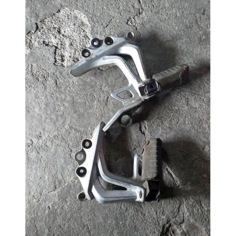 Postep footstep Jupiter Z burhan original bekas motor kanan kiri