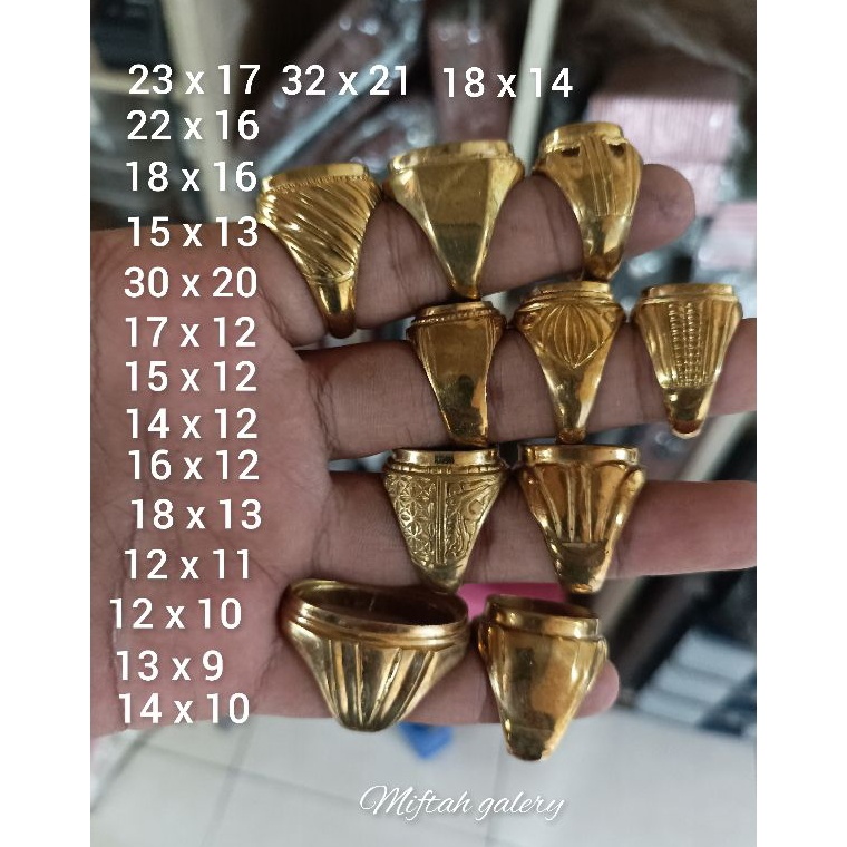 Emban cincin kuningan sari motif polos