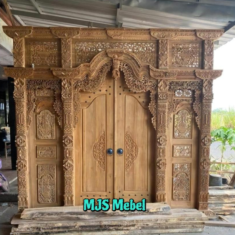 Pintu Rumah Gapura Gebyok Ukir Kayu Jati Jepara