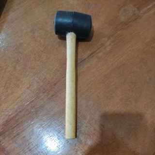 Palu Karet Hitam Gagang Kayu / palu keramic karet gagang kayu (kecil)/ PALU KARET HITAM GAGANG KAYU
