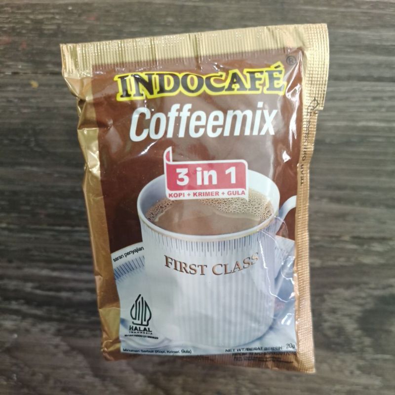 

Indocafe Coffeemix 3in1 20gr Kopi mix instan dengan krimer dan gula