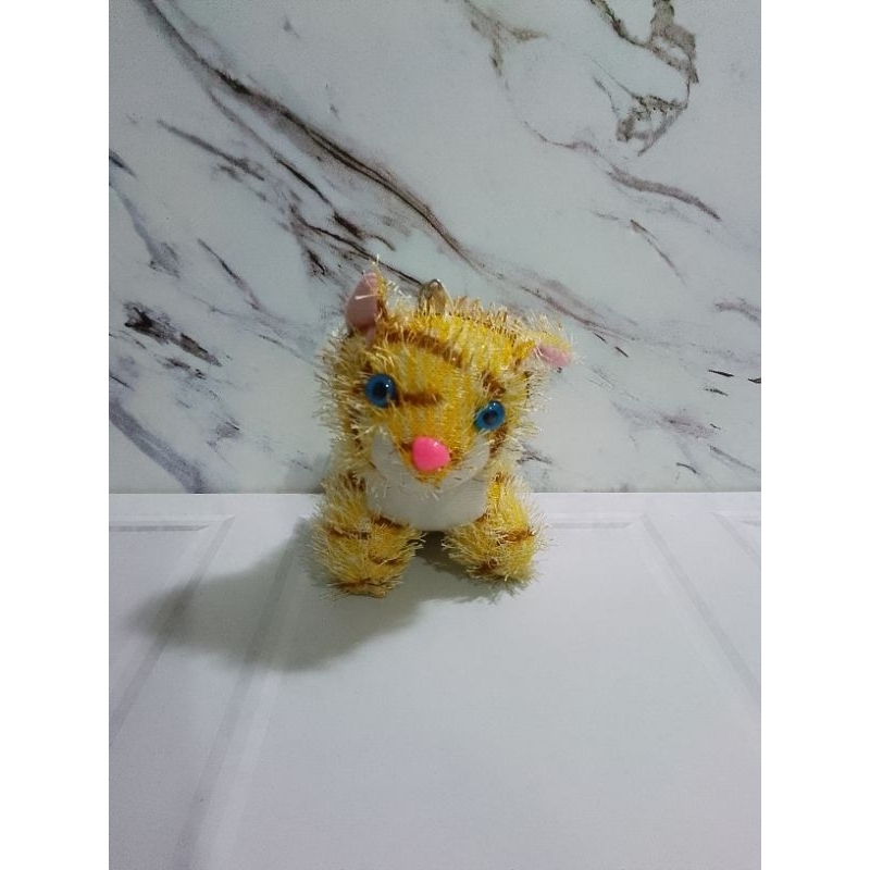 Boneka Kucing Kuning Emas Coklat