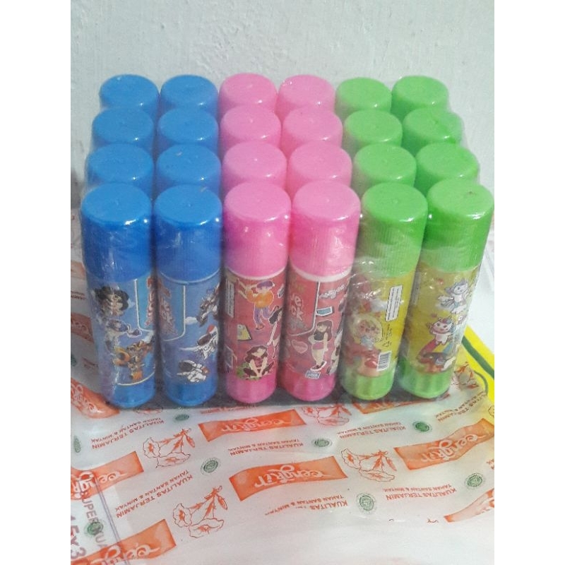 

lem kertas glue stik serbaguna.harga untuk 1pack isi 24pcs.