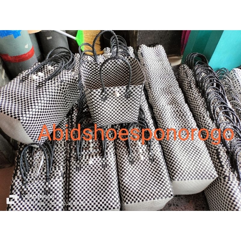 tas anyaman souvenir hajatan | tas kondangan | tas nasi kotak | murah