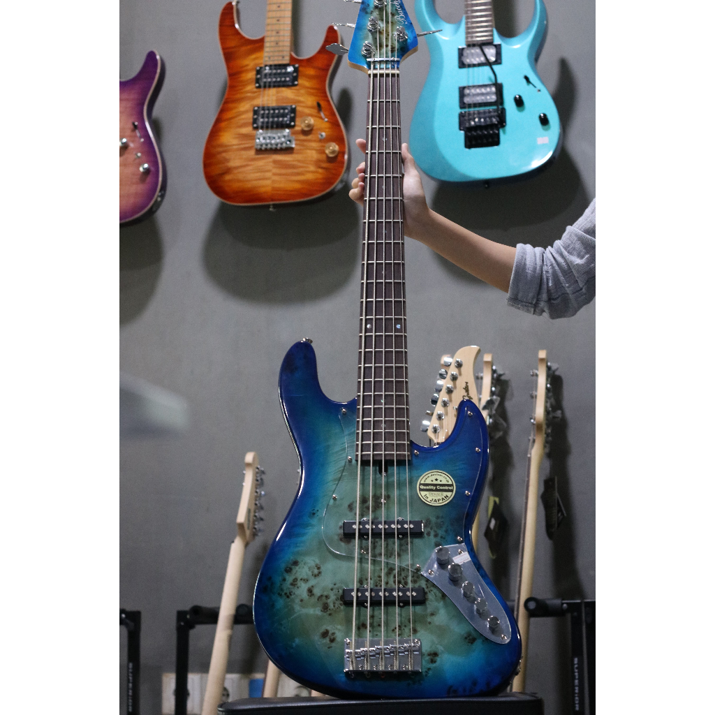 Gitar Bass Bacchus Universe Series WJB5-BP ACT-R MW Blue Burst
