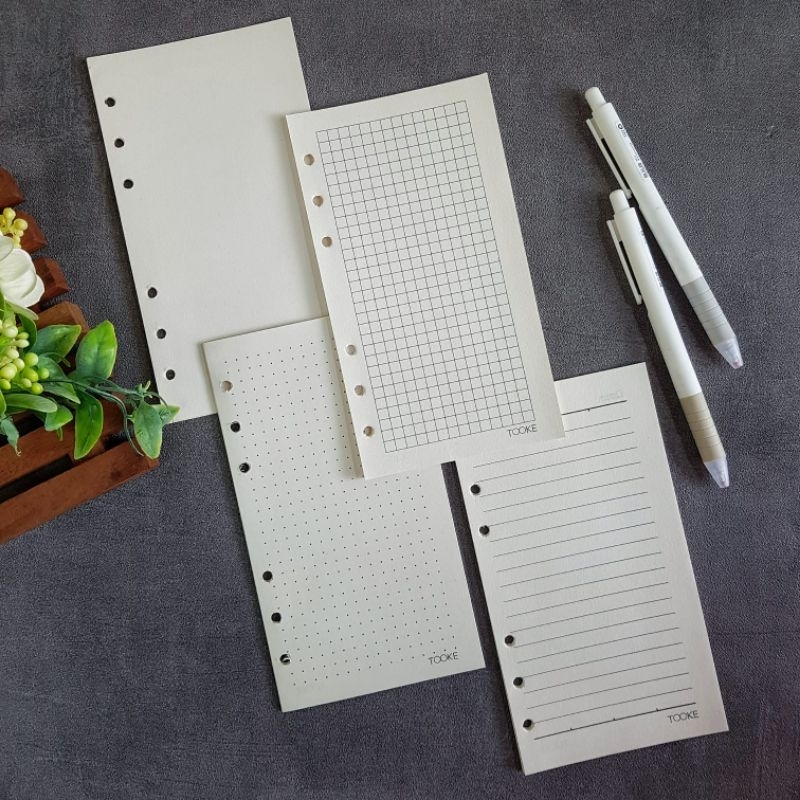 

KERTAS BINDER LOOSELEAF A6 ( 6 LUBANG ) by. TOOKE