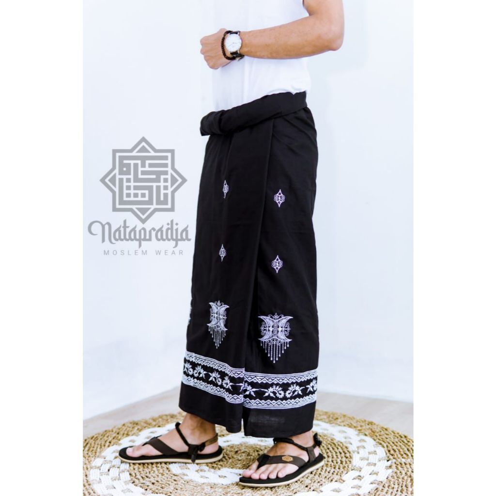 SARUNG WADIMOR BORDIR MOTIF ACEH