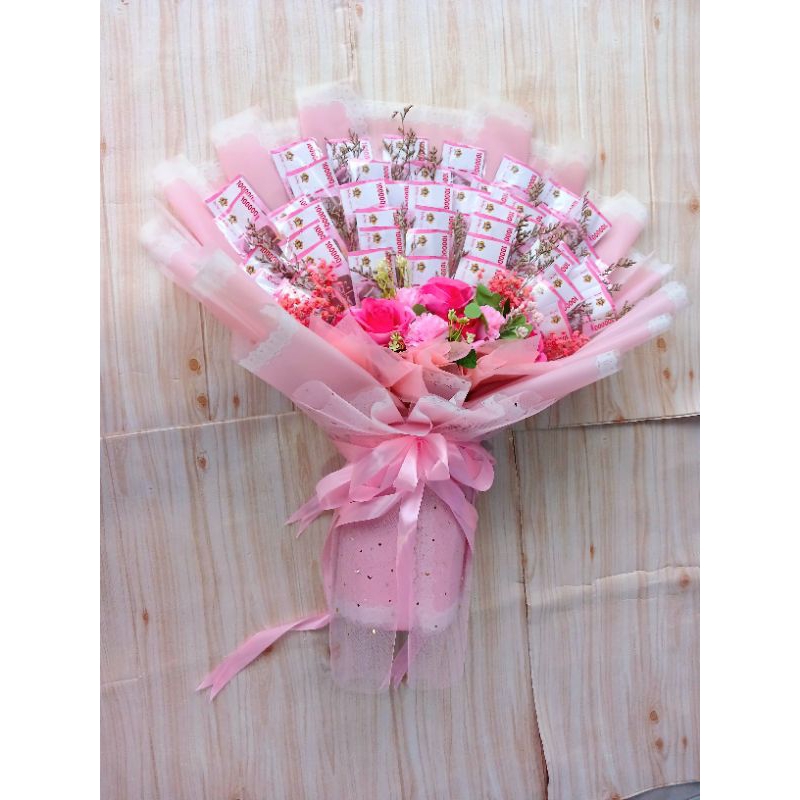 MONEY BOUQUET/BUKET UANG 50 LEMBAR + BUNGA BISA RIKUES WARNA TEMA