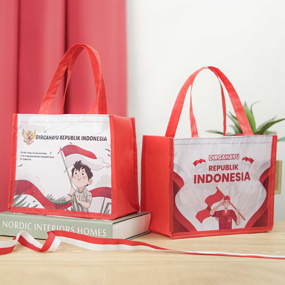 

Ready Stock Souvenir Tas Bingkisan Hadiah Acara Kemerdekaan 17 Agustus Murah Lucu Serbaguna