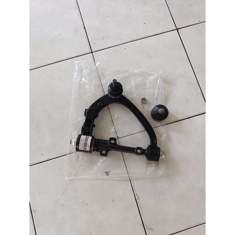 upper arm toyota sayap atas toyota hiace commuter