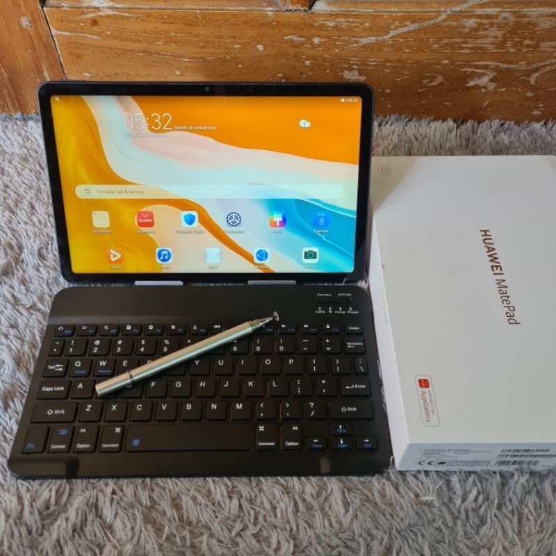 Huawei matepad 10.4 4/64 plus smart keyboard