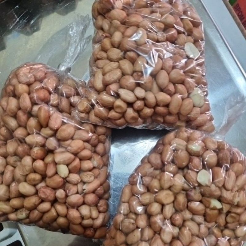 

Kacang mentah/kacang tanah/Suuk 250 Gr