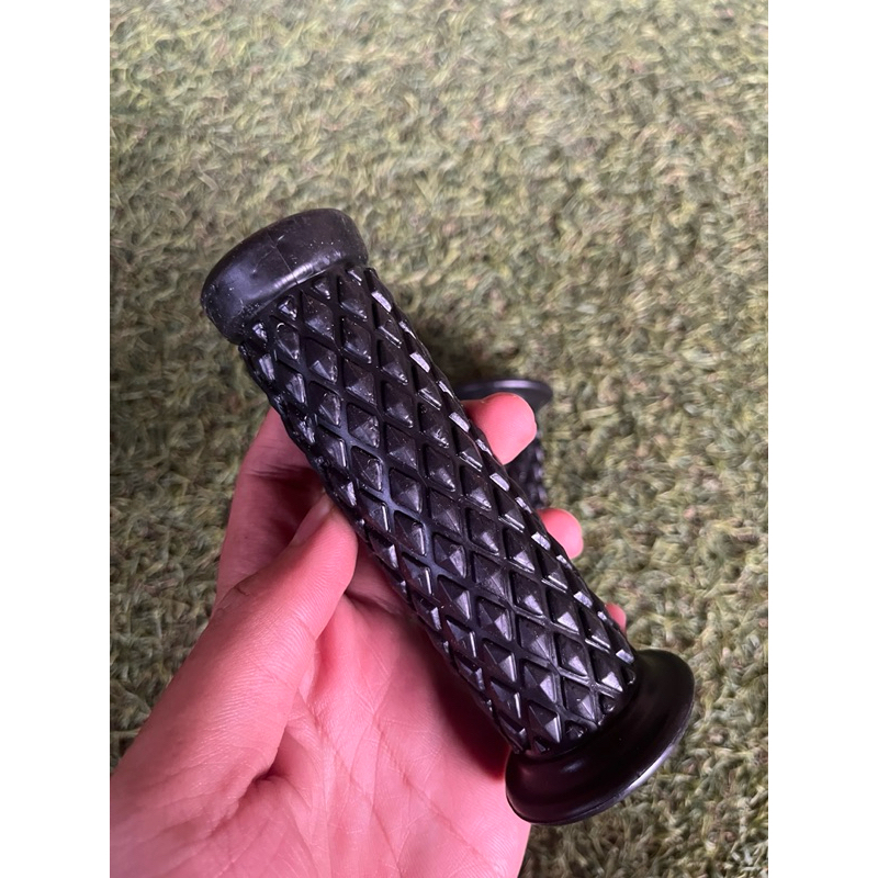 HANDGRIP RETRO KARET GAS MOTOR CLASSIC VINTAGE VESPA AEROX VARIO NMAX BEAT MIO W175 MOTOR