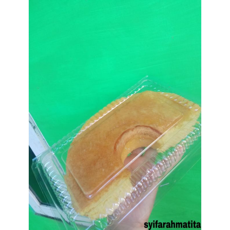 

bolu original 1/2 perpotong ready setiap hari