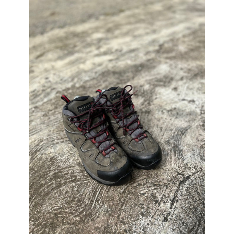 sepatu gunung second original millet