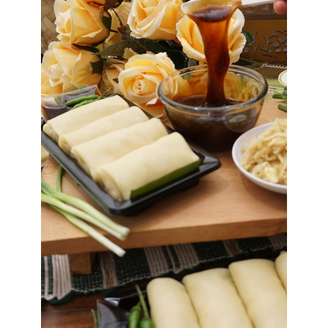 

Lumpia Basah by Bu Mimin Cake