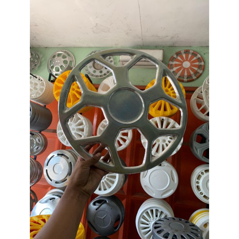 Wildop belakang Truk model palang Y