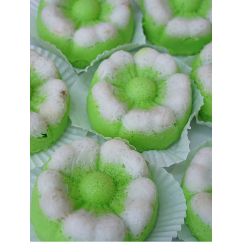 

Putu Ayu by Bu Mimin Cake