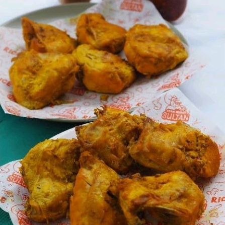 

Ayam Dada sultan isi 10 pcs | Beku / Frozen | Ayam Frozen