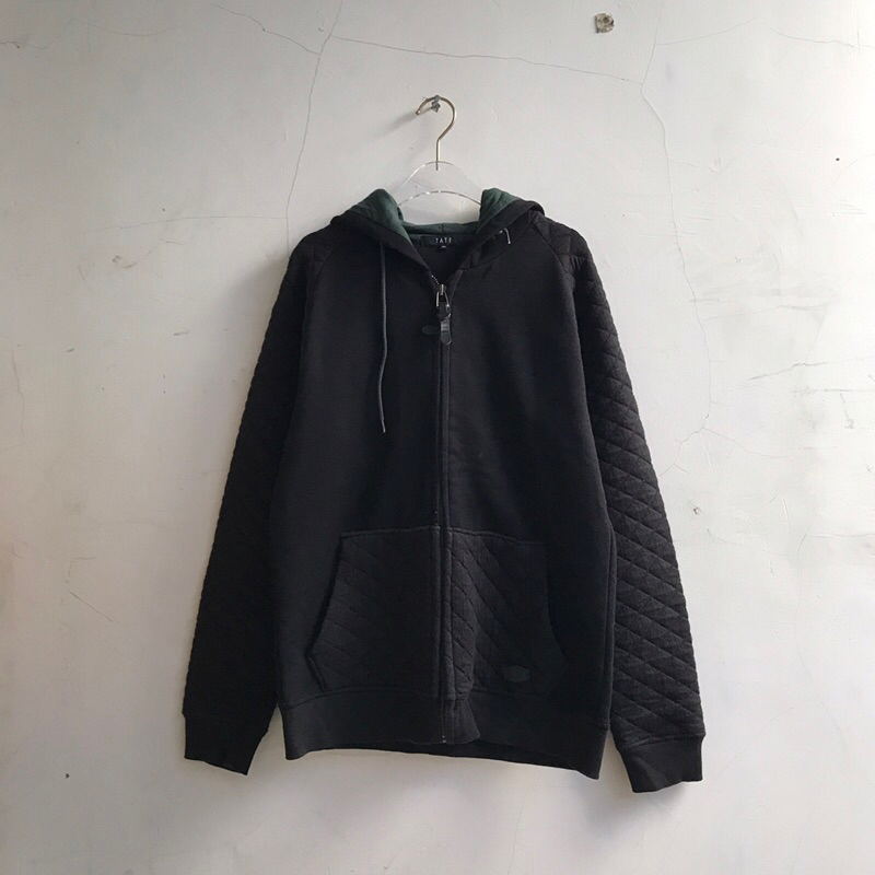 TATE black moto quilt hoodie jacket - C54