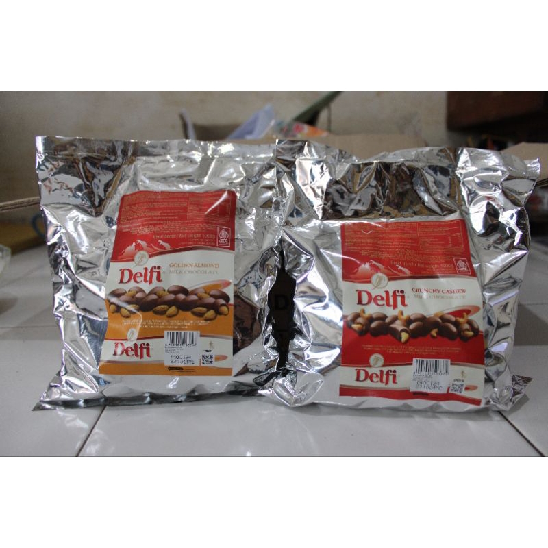 

Coklat Delfi Dragees Almond Mete Mede 250gr 500gr 1kg