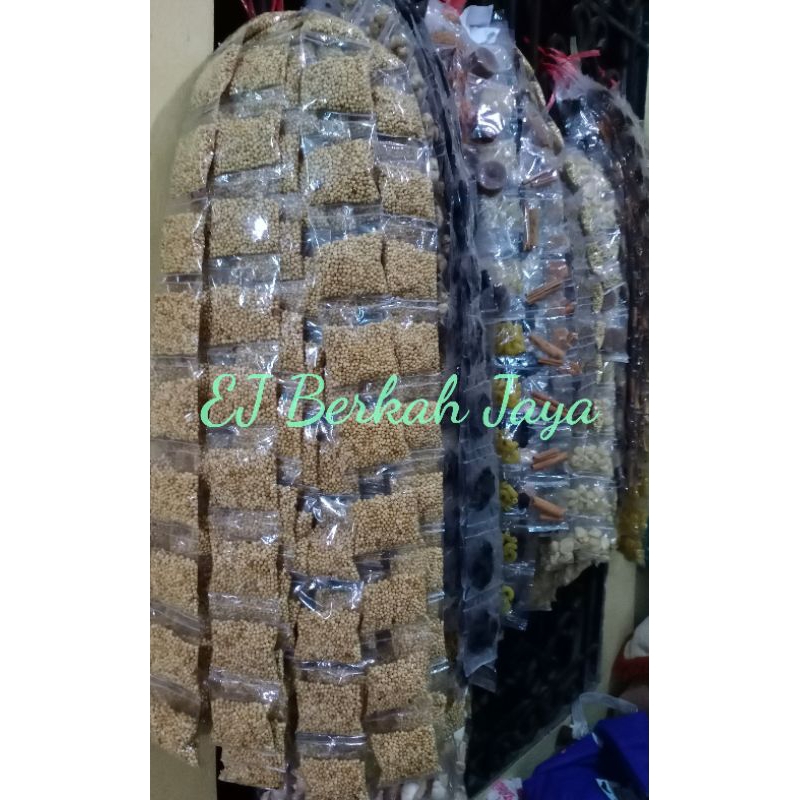 

Bumbu masak kering rencengan 1renceng 10bungkus paket (Ebi,Merica,Macaroni,ketumbar,kayu manis) harga pedagang