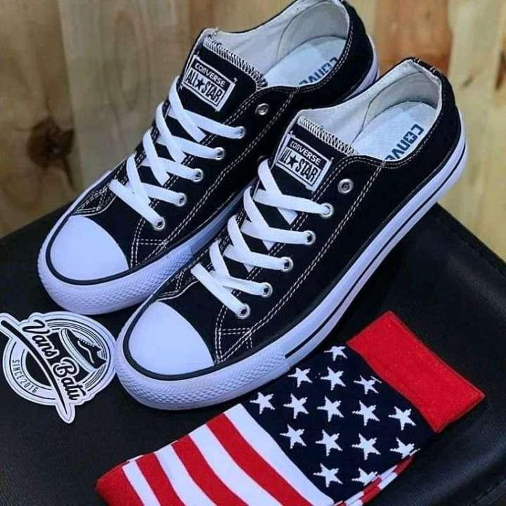 (KUALITAS PREMIUM) sepatu converse anak dan dewasa warna hitam putih/SEPATU SEKOLAH PRIA WANITA CONV