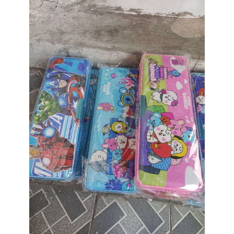 

tempat pencil magnet