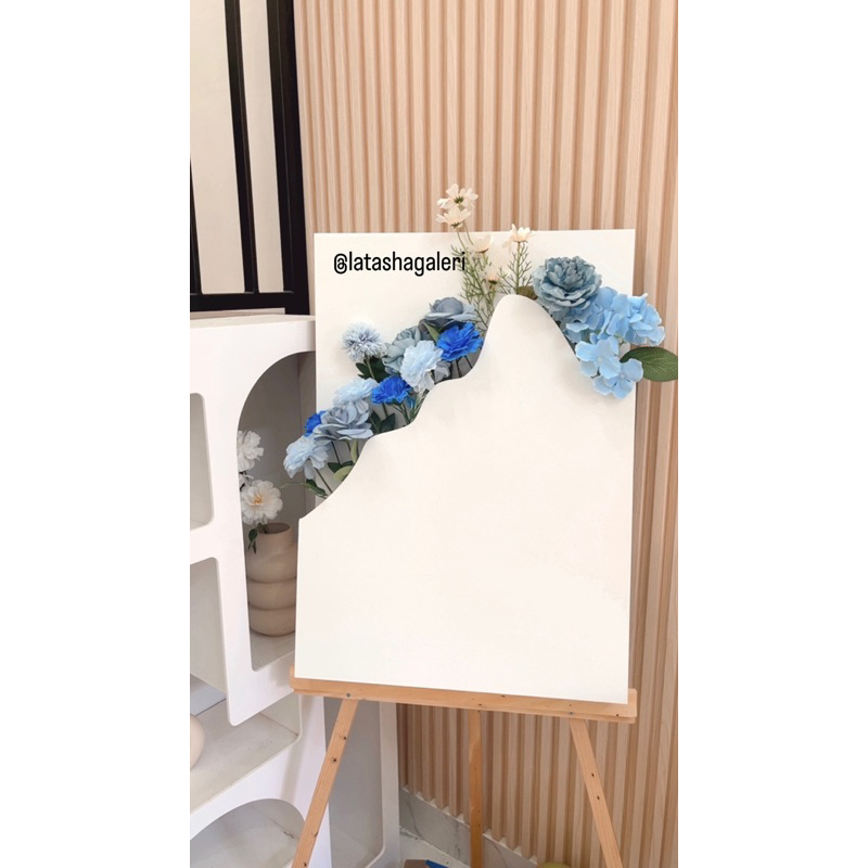 

FLOWERS BOX 70 x 40 | (BELUM DIRAKIT) ONLY BOX & TANPA BUNGA & STAND | PALING MURAH SE SHOPEE